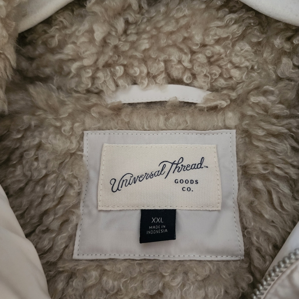 Universal Thread Faux Fur Puffer Vest NWT Teddy Cream - Picture 10 of 11